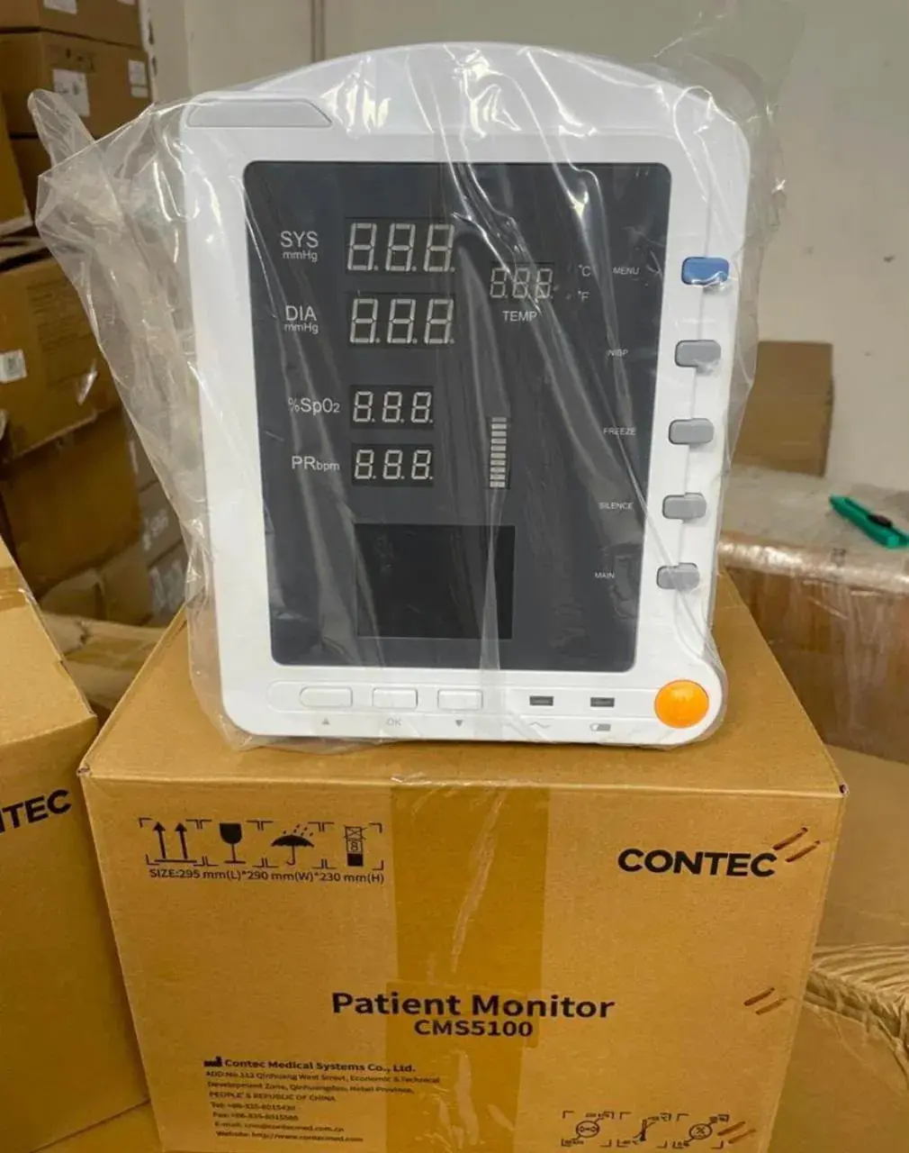 Careflite multi-parameter patient monitor